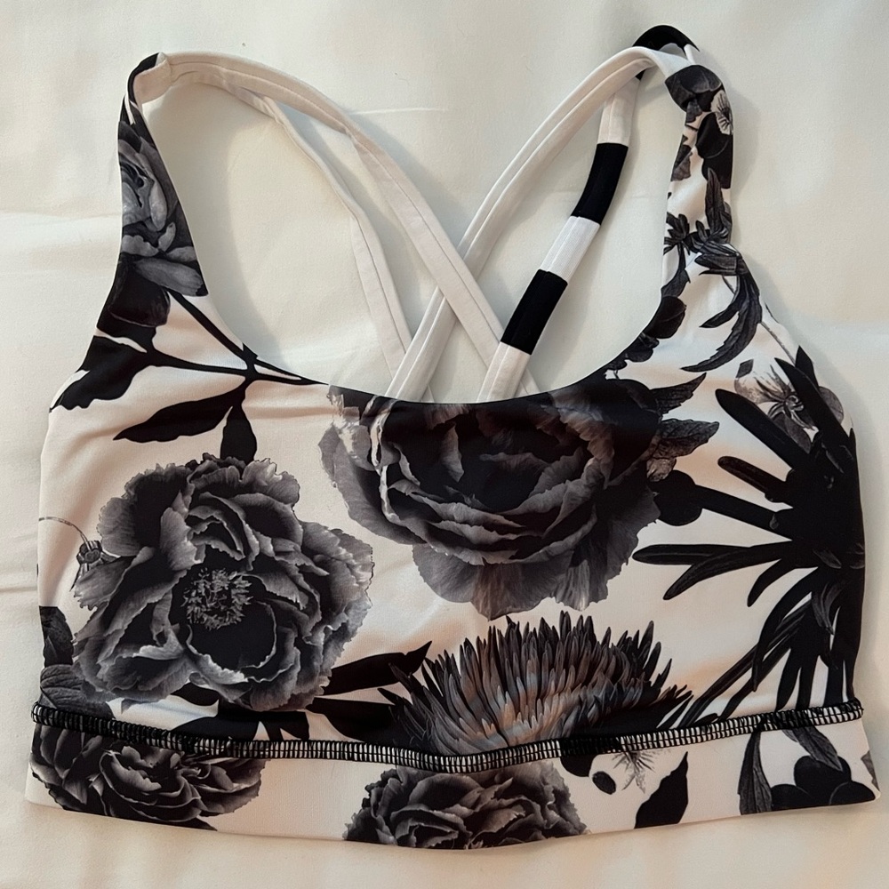 lululemon sports bra